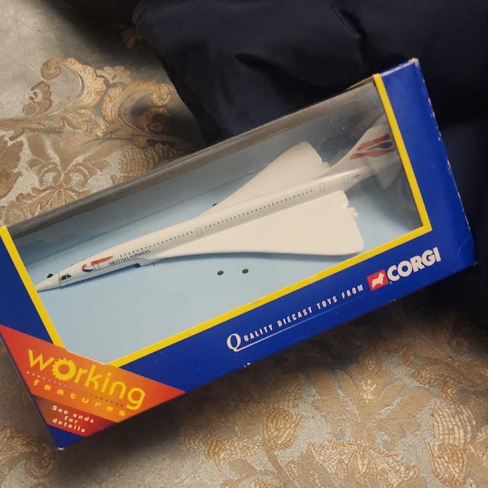 Concorde Corgi White Diecast British Airways Model